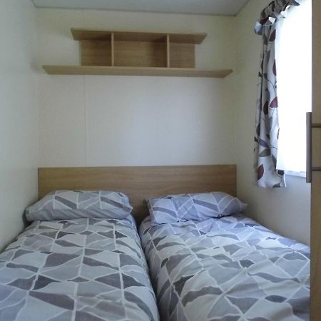 Weeley Oakdene -3 Bedroom Caravan מראה חיצוני תמונה
